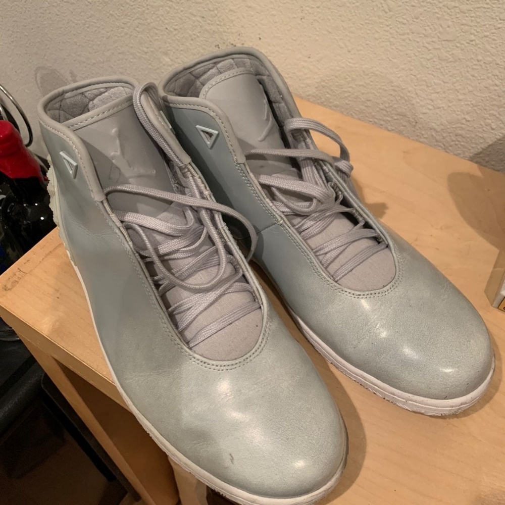 Air Jordan basketball shoes size 12